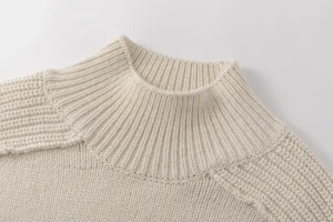Viktoria Chan Knitwear | Aw24 | Eloa knit sweater
