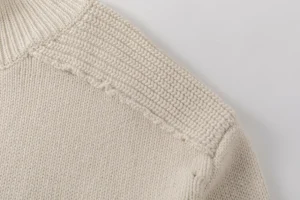 Viktoria Chan Knitwear | Aw24 | Eloa knit sweater