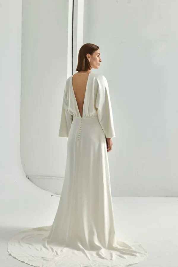 Viktoria Chan Long Sleeves | Felicia wedding gown