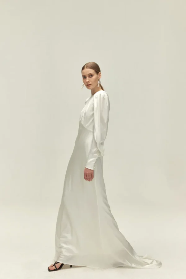 Viktoria Chan Long Sleeves | Leia wedding gown