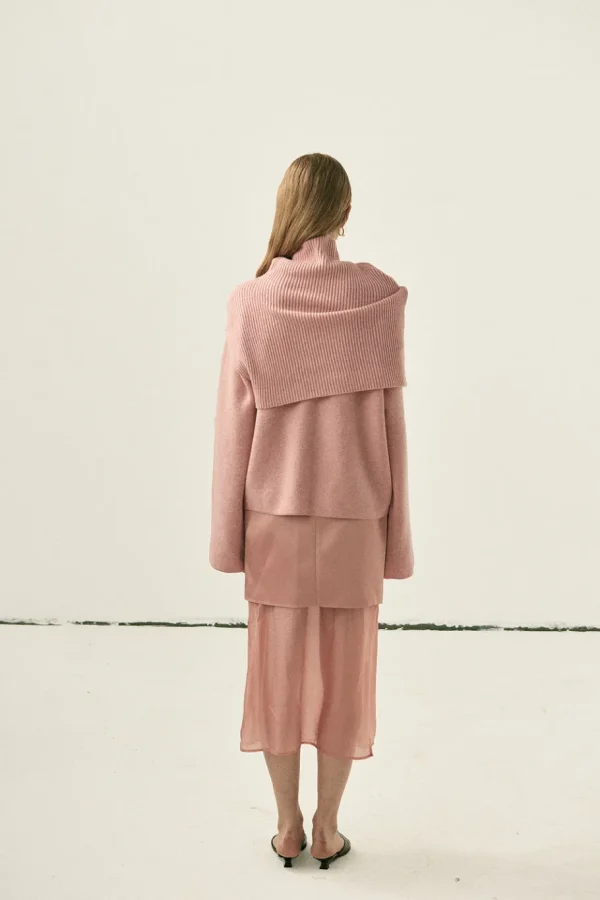Viktoria Chan Knitwear | Lyla neck pullover