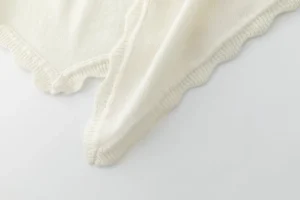 Viktoria Chan Scarves | Aw24 | Venus scarf
