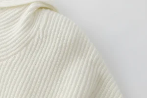 Viktoria Chan Scarves | Knitwear | Venus scarf knit